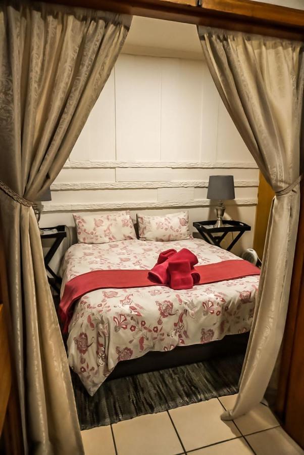 Ladybrand Heritage House Buitenkant foto